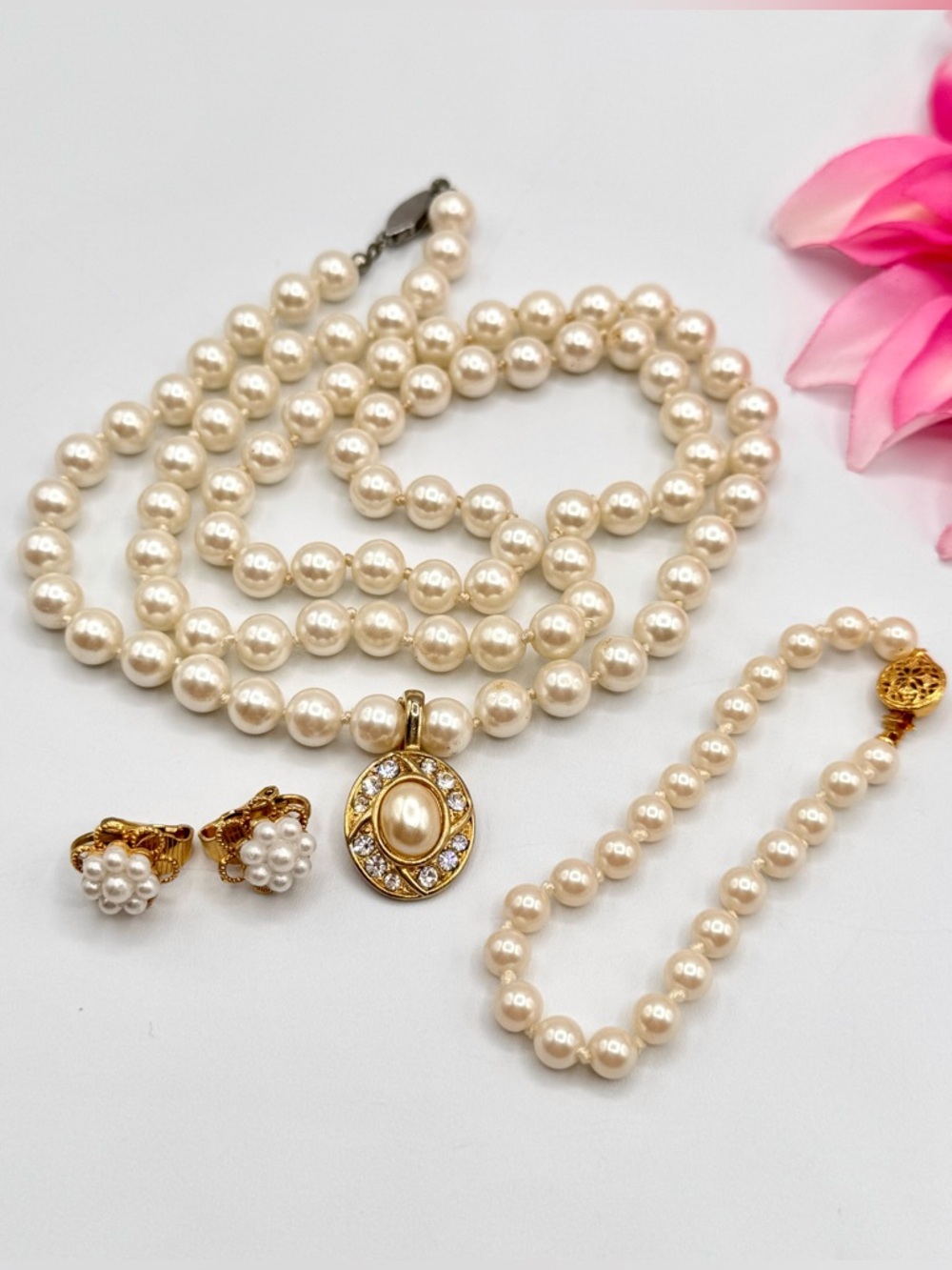 Vintage Faux Pearl Jewelry Lot Necklace Bracelet Earrings Enhancer Pendant